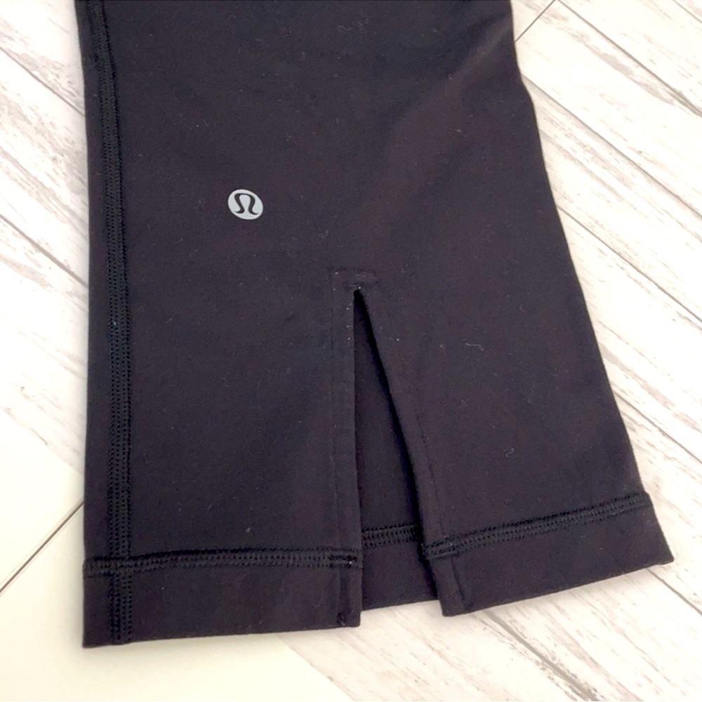 EUC Lululemon crop yoga pants